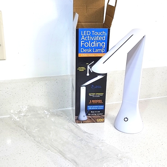 LED desk lamp, touch 3 dimming modes battery operated New in box - Picture 6 of 6